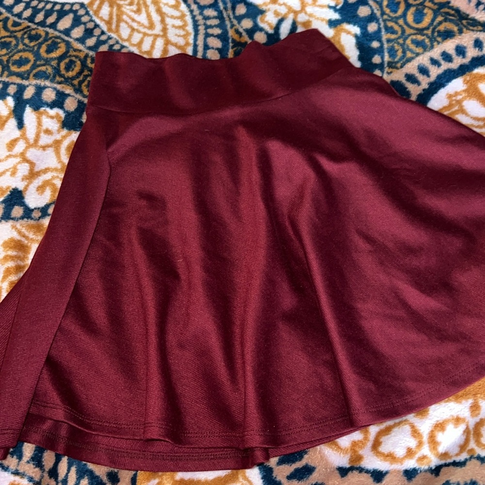Maroon skater skirt